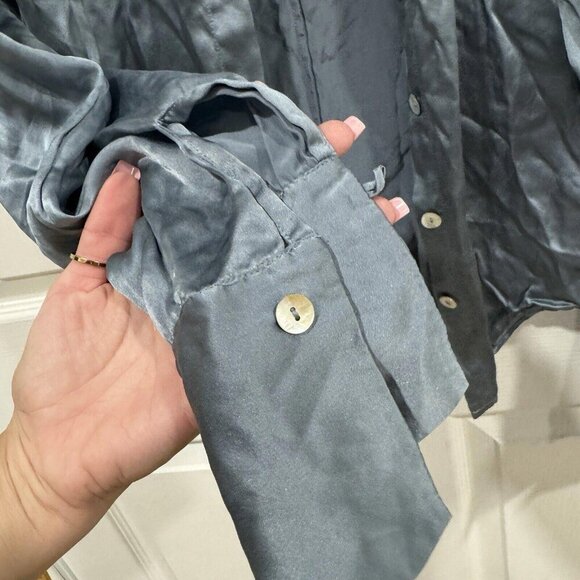 Sylvia Heisel Womens 100% Silk Blouse Size 4 Blue Button-Up  Sleeve - Picture 4 of 9